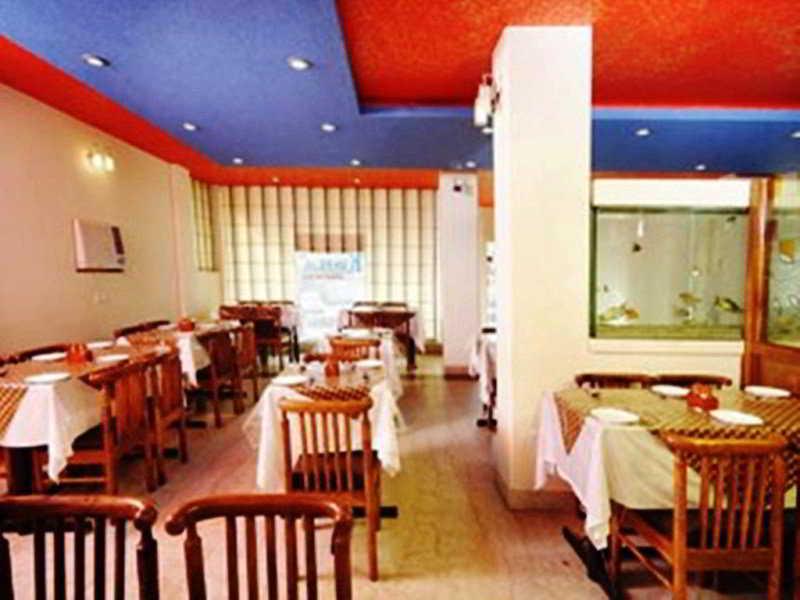 Oyo 9629 Near Taj Mahal Agra (Uttar Pradesh) Restoran gambar